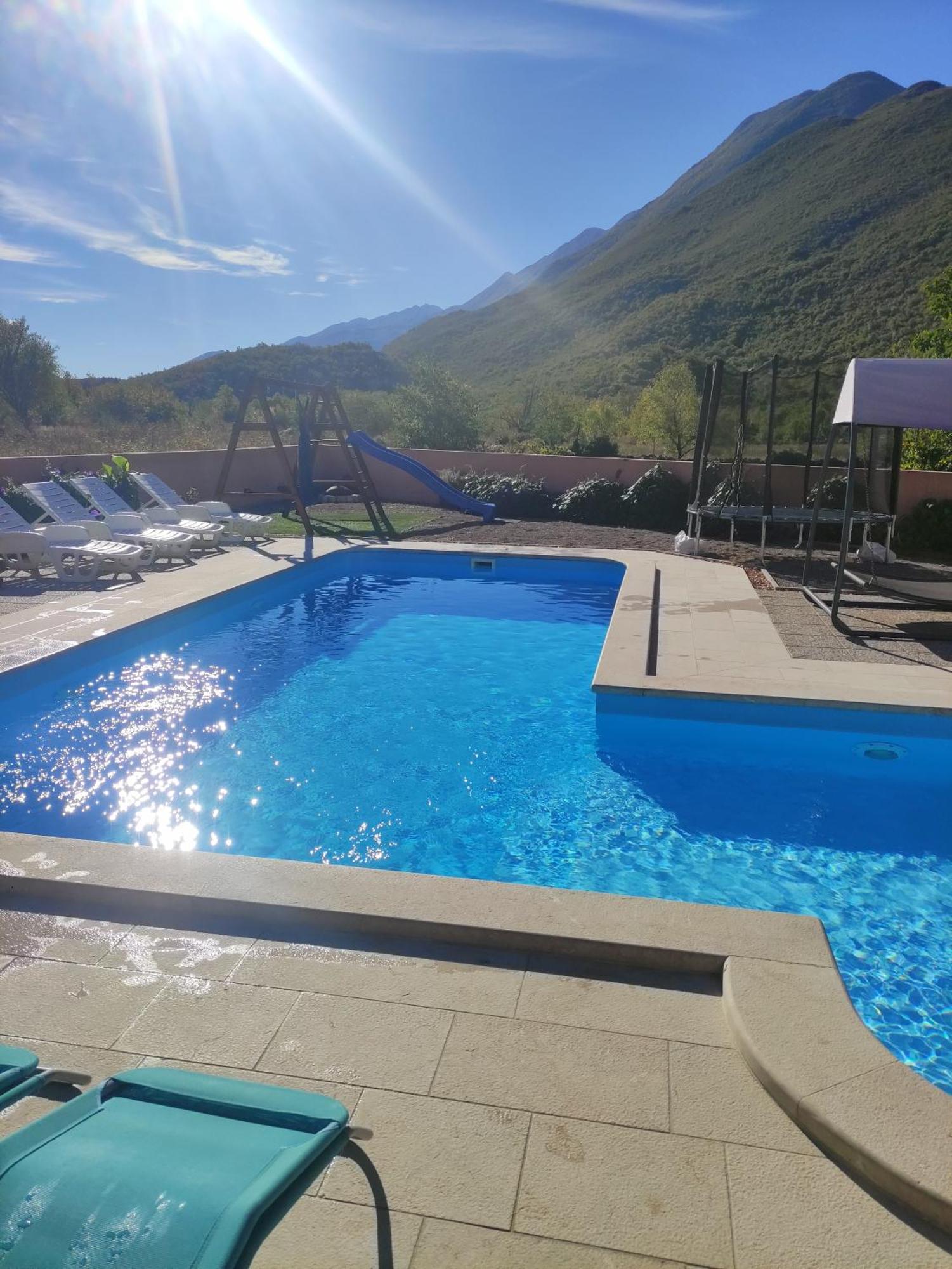 Holiday Home Perunika Zezevica Exterior foto